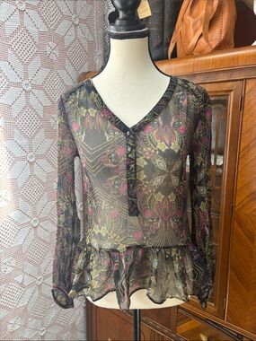 Ella Moss | 100% Silk Paisley Ruffle Top